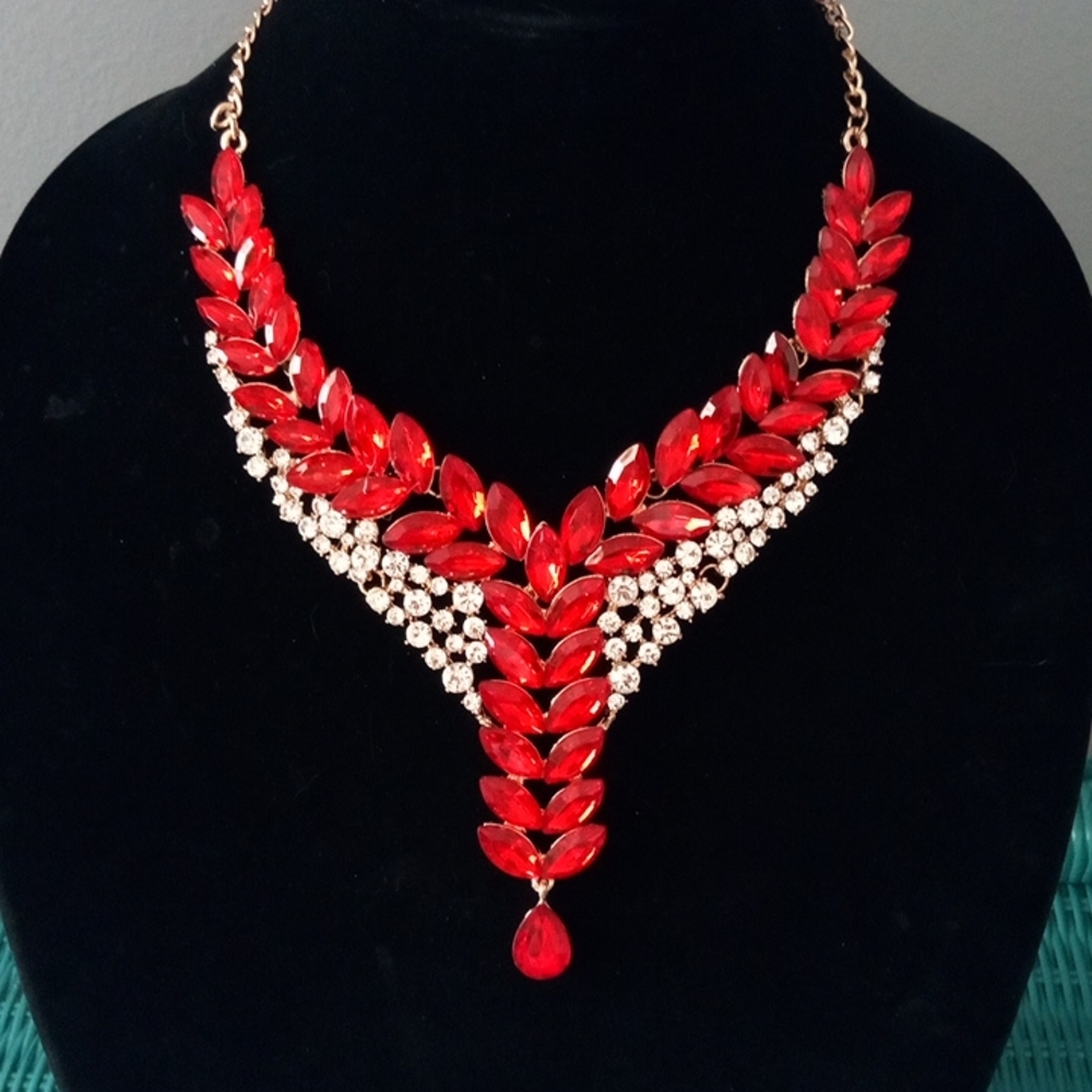 Red Rhinestones New Necklace Set